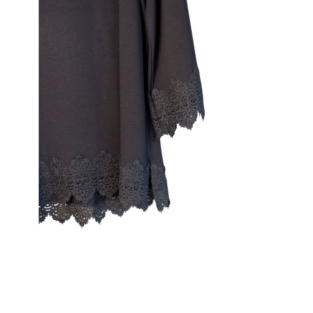 Chico's Black Ponte Tunic Top 3/4 Bell Sleeve size 3/XL Scalloped Lace romantic - Picture 8 of 8